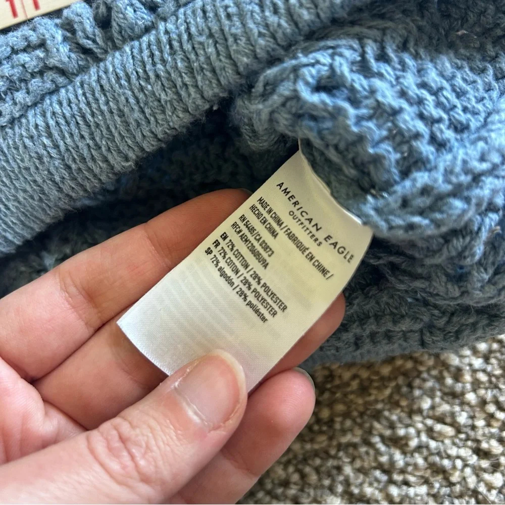 [American Eagle] Knit Cropped Blue Sweater w Balloon Sleeves
